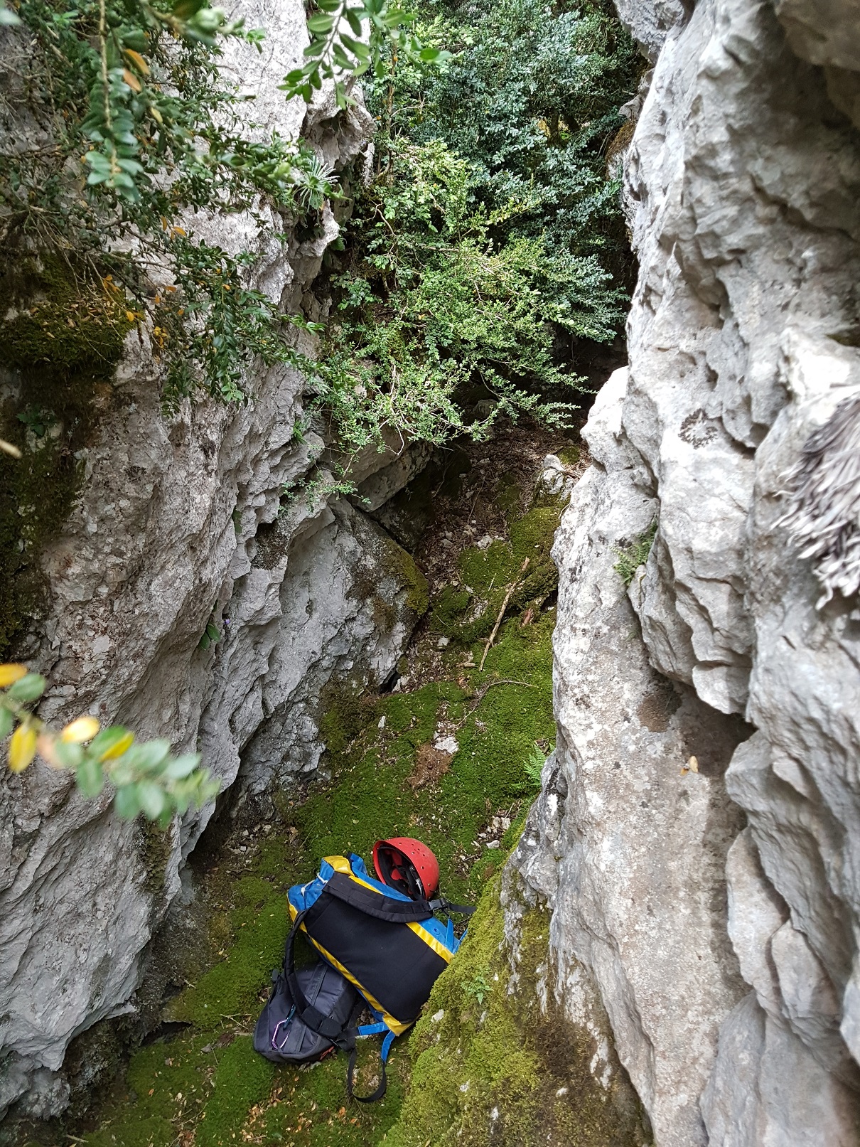 Sima Veri IV. Localizada en prospección arqueológica en 2017. A. Alagón. ARQUEOPLUS 2017.